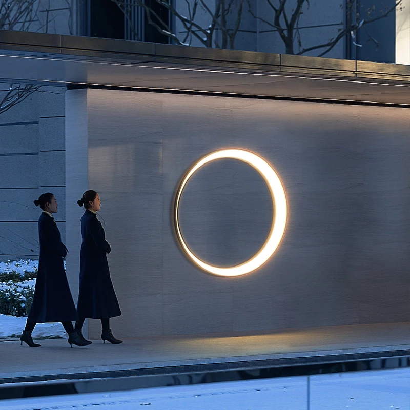 Moderne Außenleuchte in Mondfo – Zinc Outdoor Lighting Bewertung und Preis